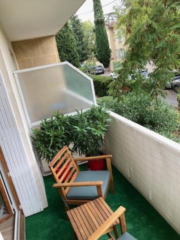 Tilia Jourdan-Studio Cosy Aix Centre-Cours Mirabeau-Parking-Wifi-Smart Tv-Rue Calme 普罗旺斯地区艾克斯 外观 照片