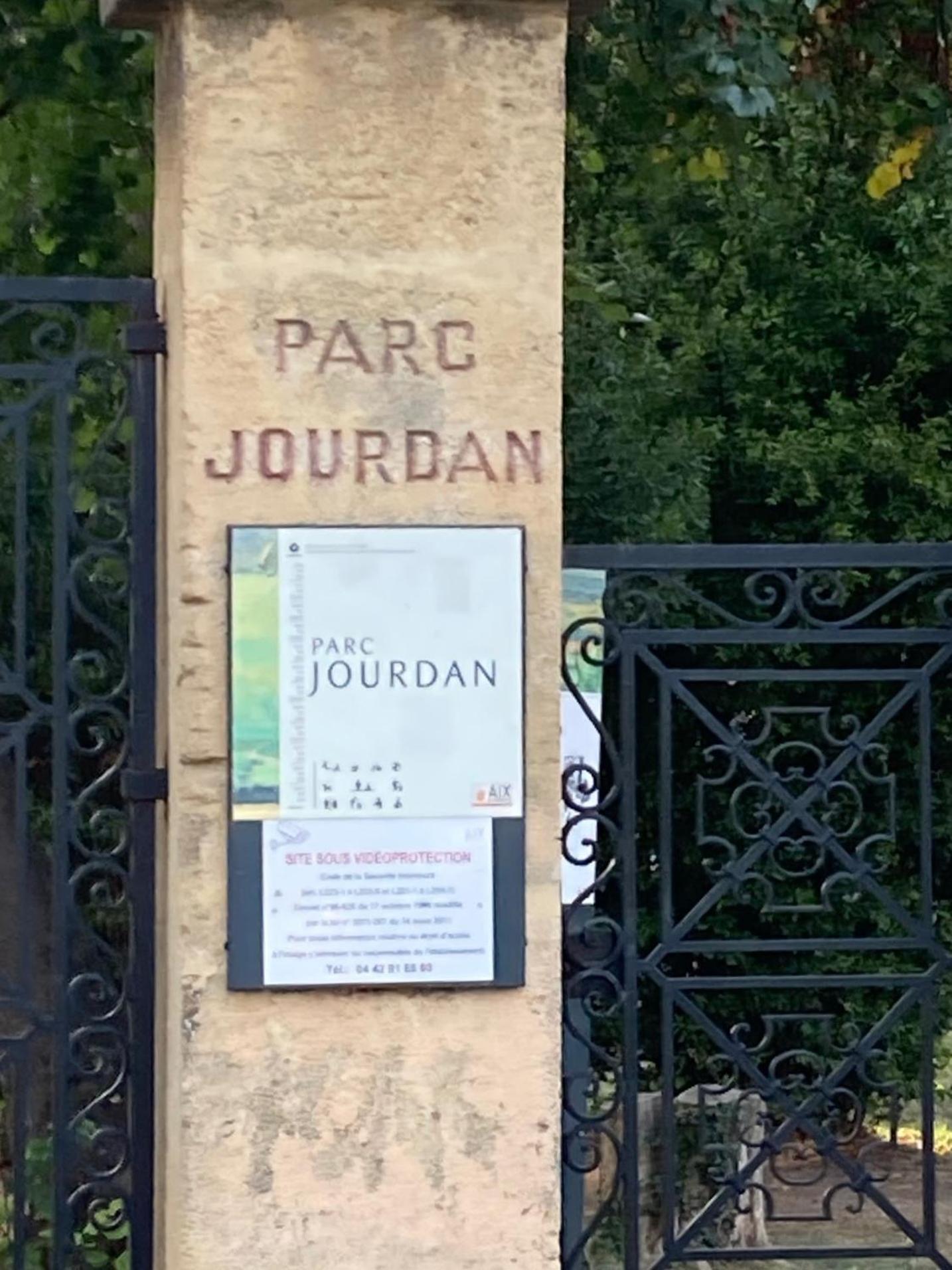 Tilia Jourdan-Studio Cosy Aix Centre-Cours Mirabeau-Parking-Wifi-Smart Tv-Rue Calme 普罗旺斯地区艾克斯 外观 照片