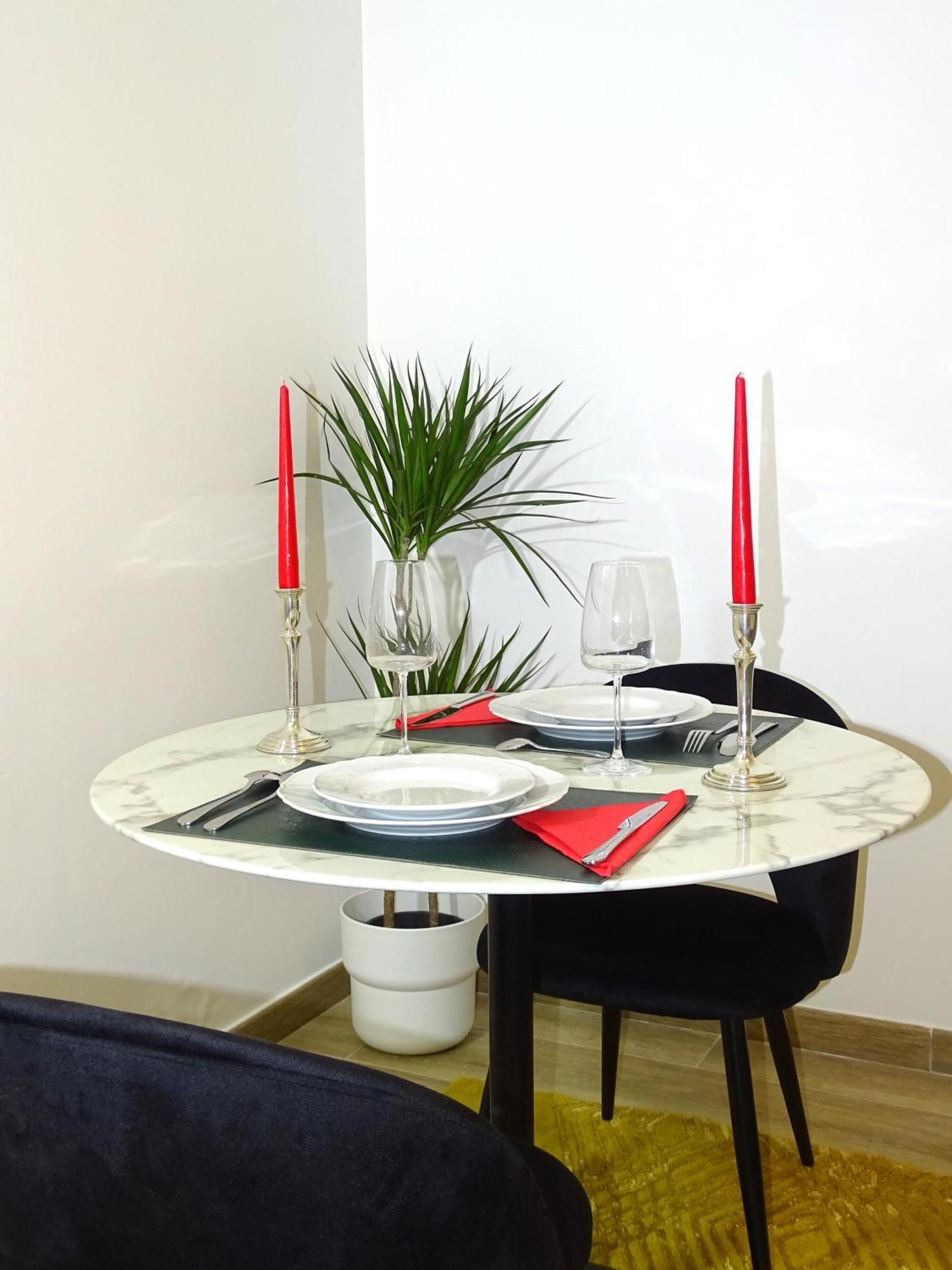 Tilia Jourdan-Studio Cosy Aix Centre-Cours Mirabeau-Parking-Wifi-Smart Tv-Rue Calme 普罗旺斯地区艾克斯 外观 照片