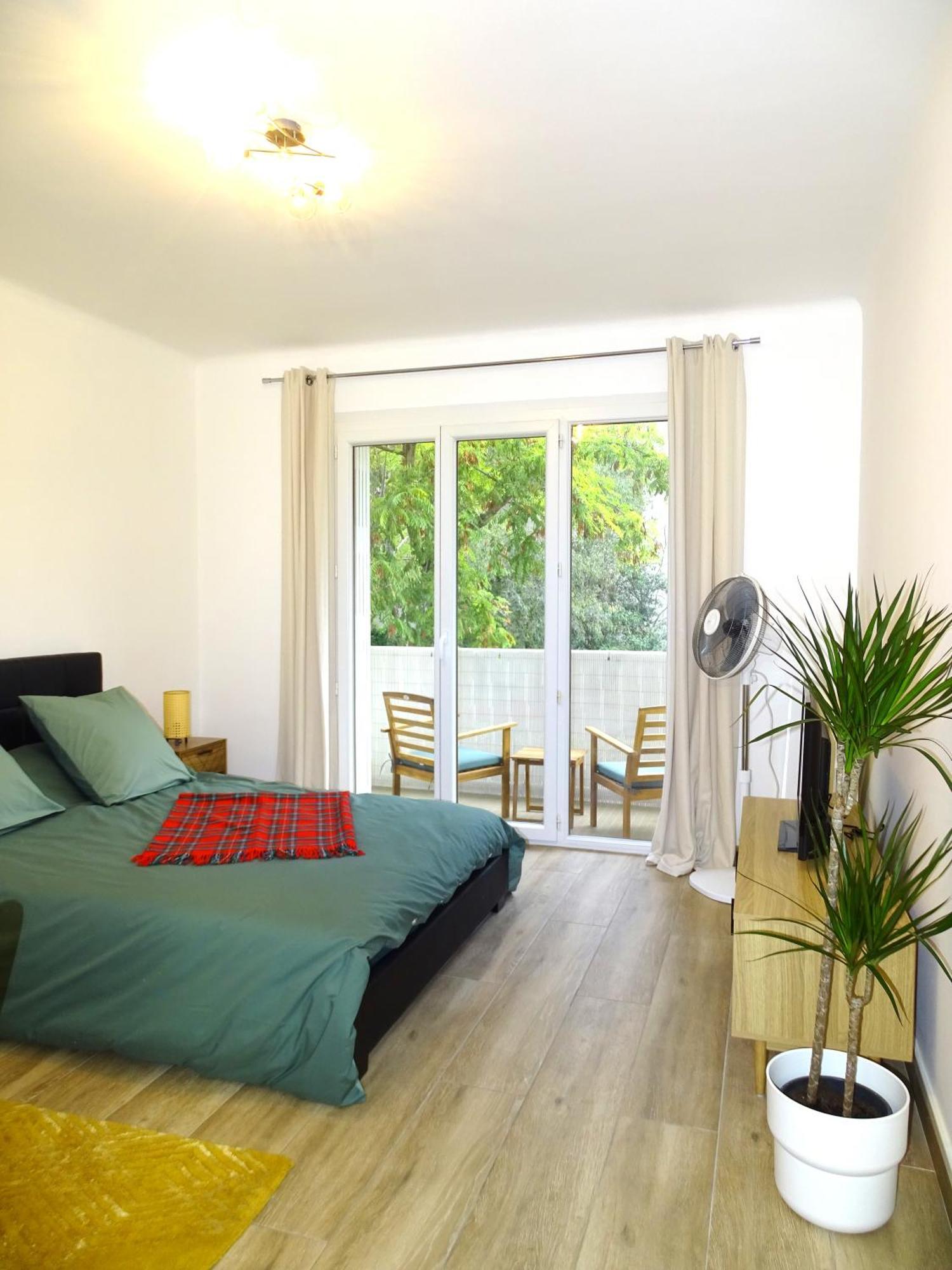 Tilia Jourdan-Studio Cosy Aix Centre-Cours Mirabeau-Parking-Wifi-Smart Tv-Rue Calme 普罗旺斯地区艾克斯 外观 照片